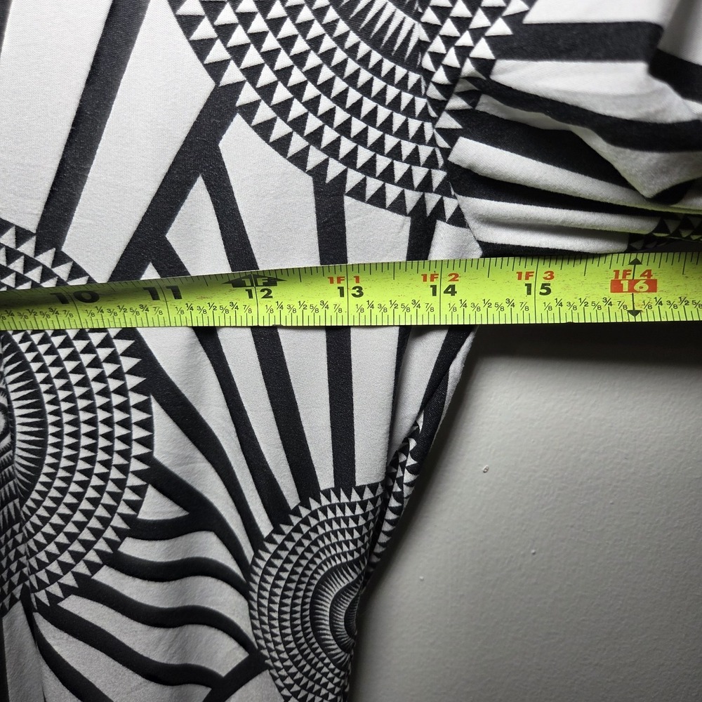 Optical Illusion Geometric Mock Neck Top Size Medium Y2K Avant-Garde Artsy - Picture 4 of 5